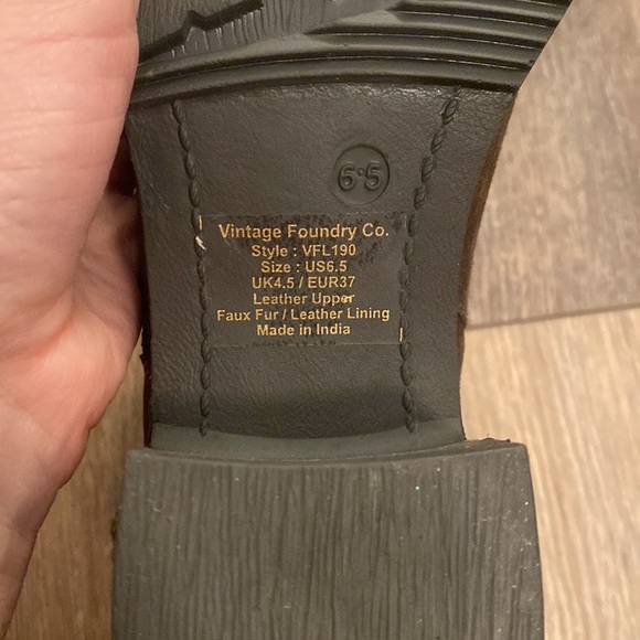 NWOB and never-worn Vintage Foundry Co. Olive Suede Faux Fur Boots Size 6.5 - Picture 8 of 11